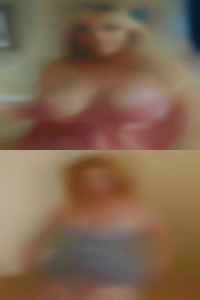 Man massage naked women woman.